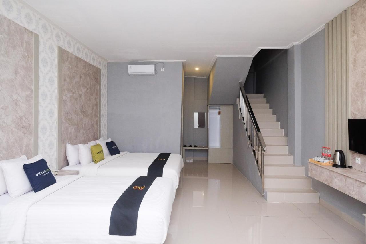 Urbanview Hotel Dj Inn Tegal Bagian luar foto